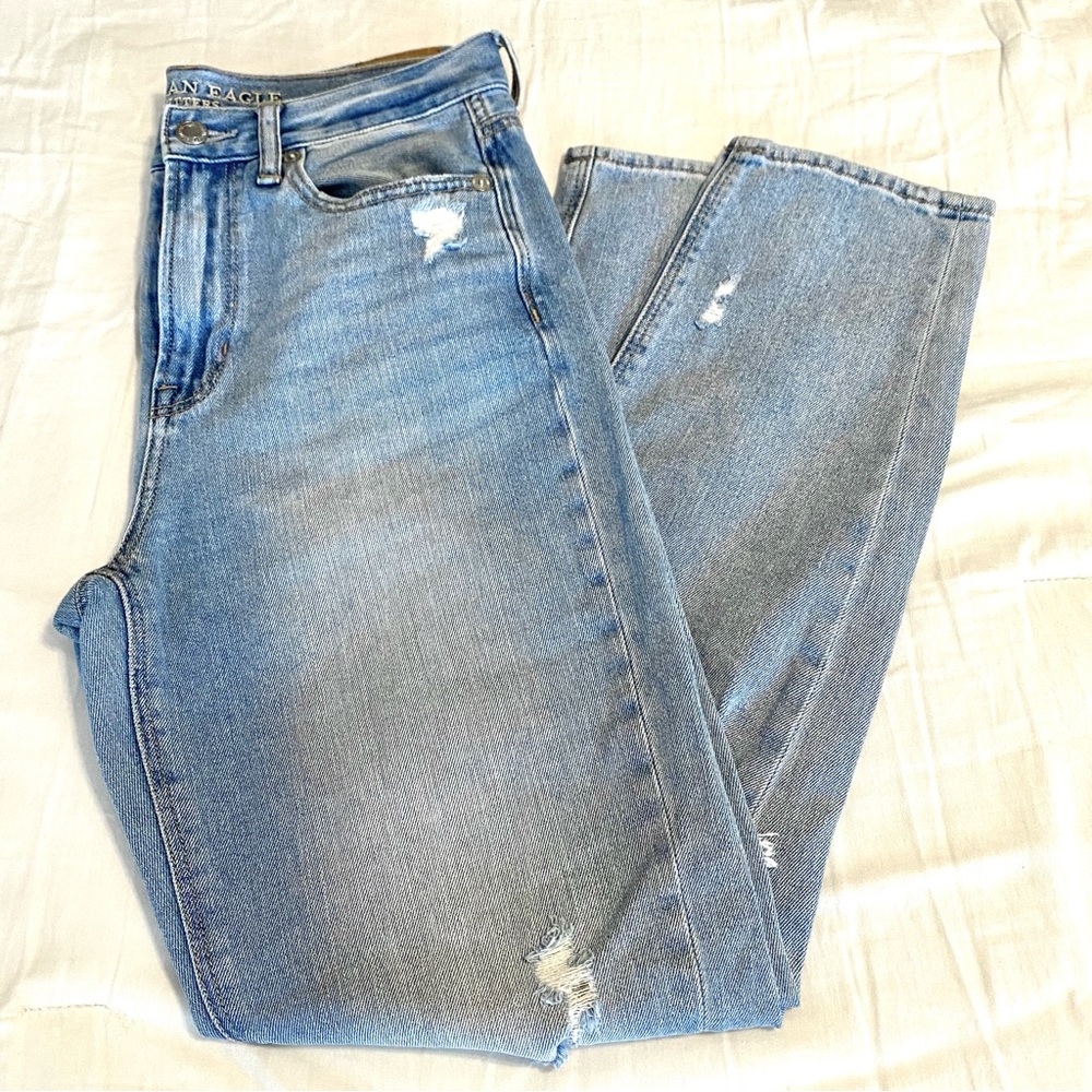 American Eagle Mom Jean